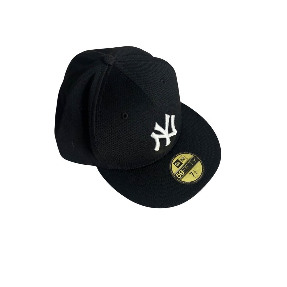 New Era 59FIFTY New York Yankees Fitted Cap Size 7 3/4 Black & White MLB Basebal